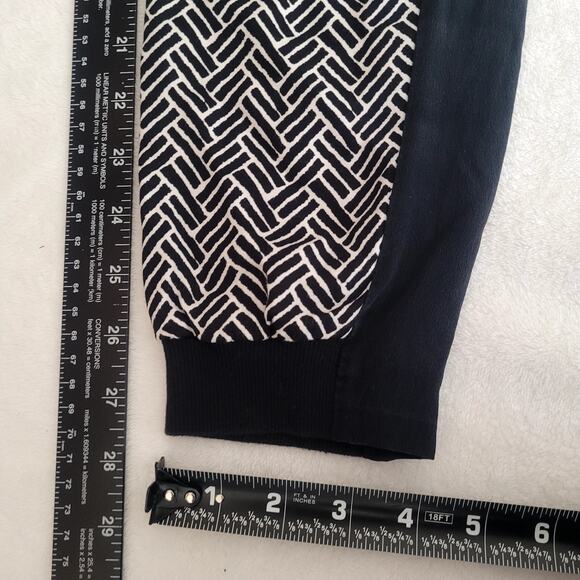 Tibi New York Sz 6 Black White Geometric Mixed Media Motif Tribal Joggers Pants - Picture 9 of 9